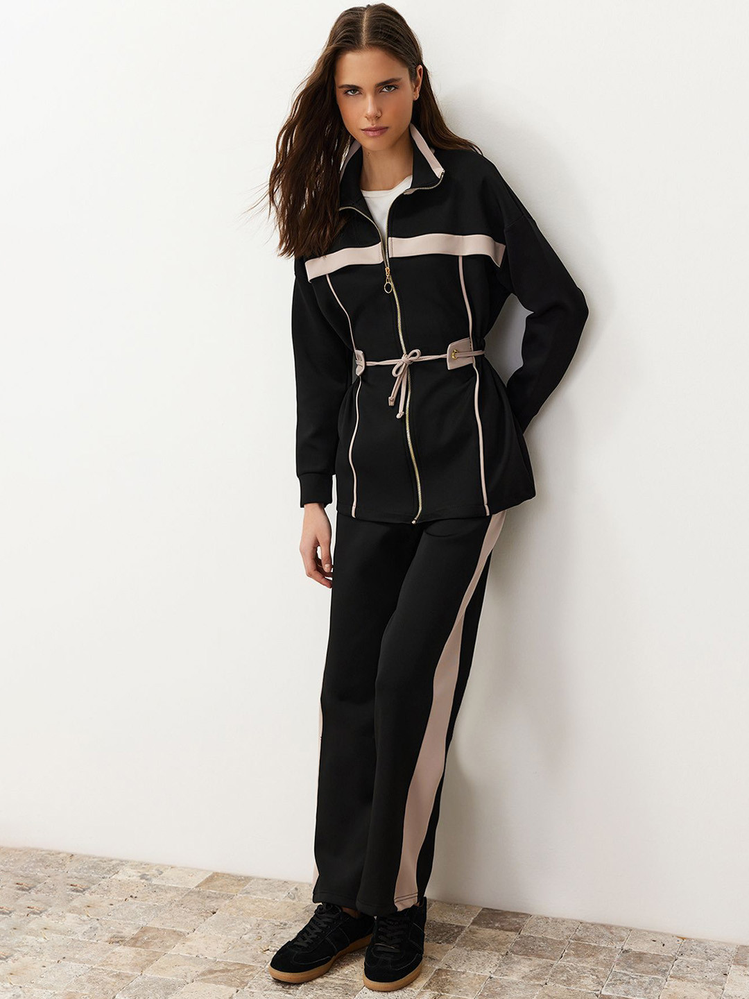 Trendyol Colourblocked Sweatshirt With Trousers