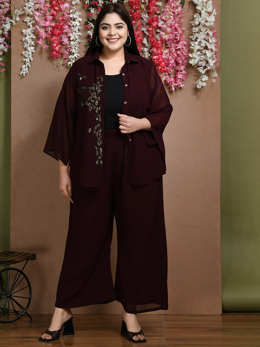 DesiNoor.com Plus Size Embellished Tunic With Palazzo