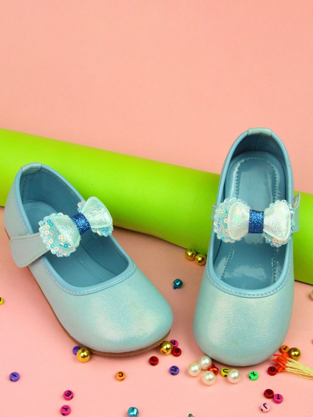 NESKA MODA Girls Mary Jane with Bows Flats