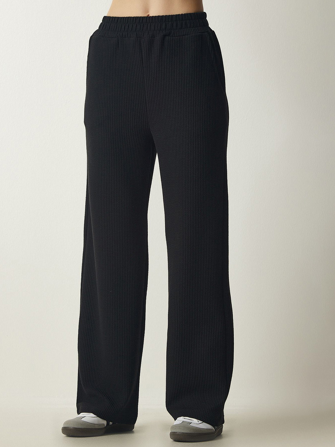 Happiness istanbul Women Regular Fit Ribbed Parallel Trousers