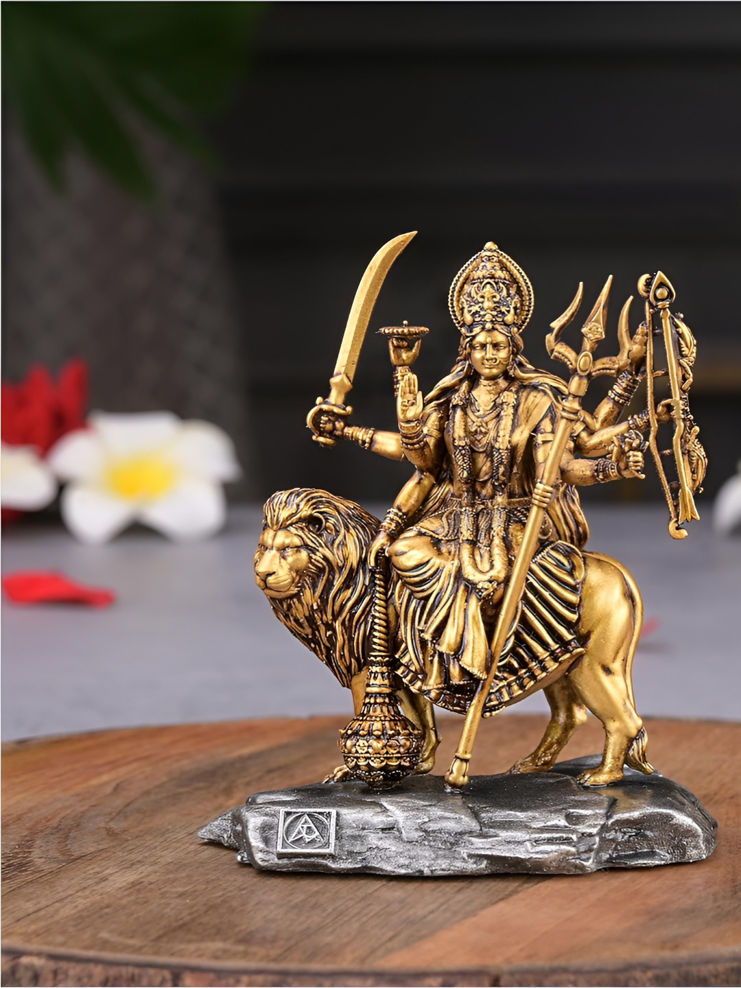 Artarium LLP GoldToned and Black Religious Idol Showpiece