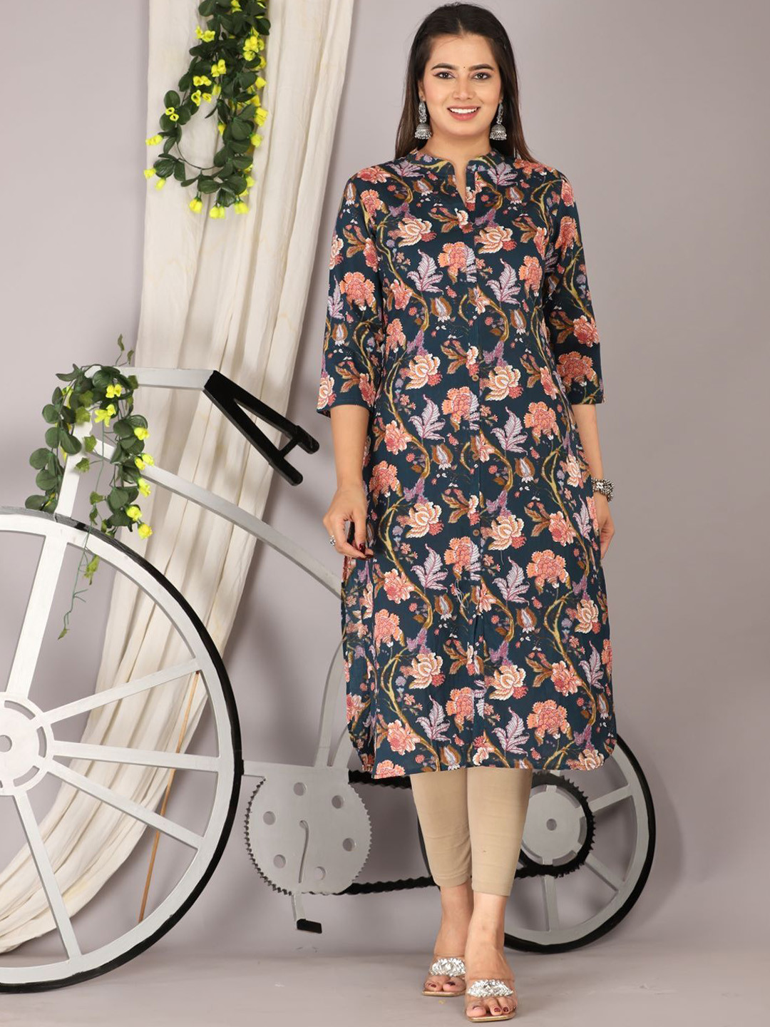 Mehsoos Floral Printed Mandarin Collar Cotton Straight Kurta