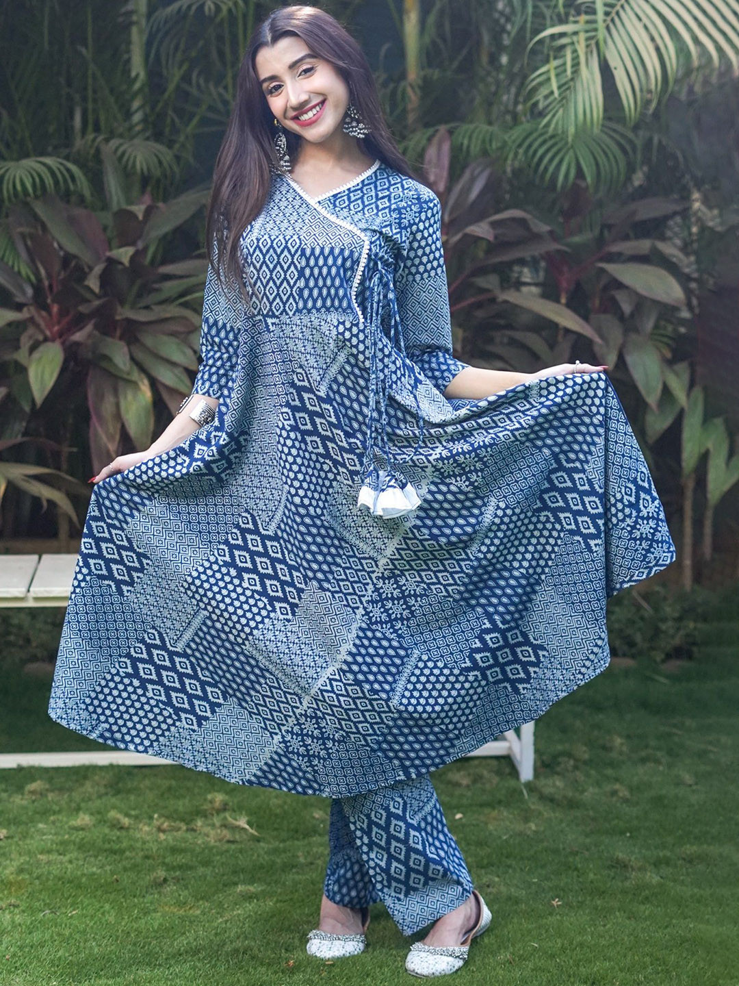 GO BOUJEE Women Printed Angrakha Kurta with Trousers