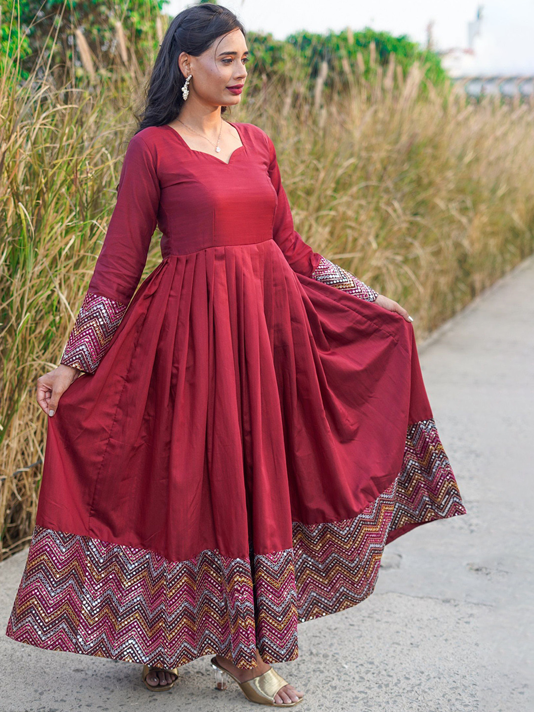 GO BOUJEE Sweetheart Neck Silk Fit & Flare Maxi Ethnic Dress