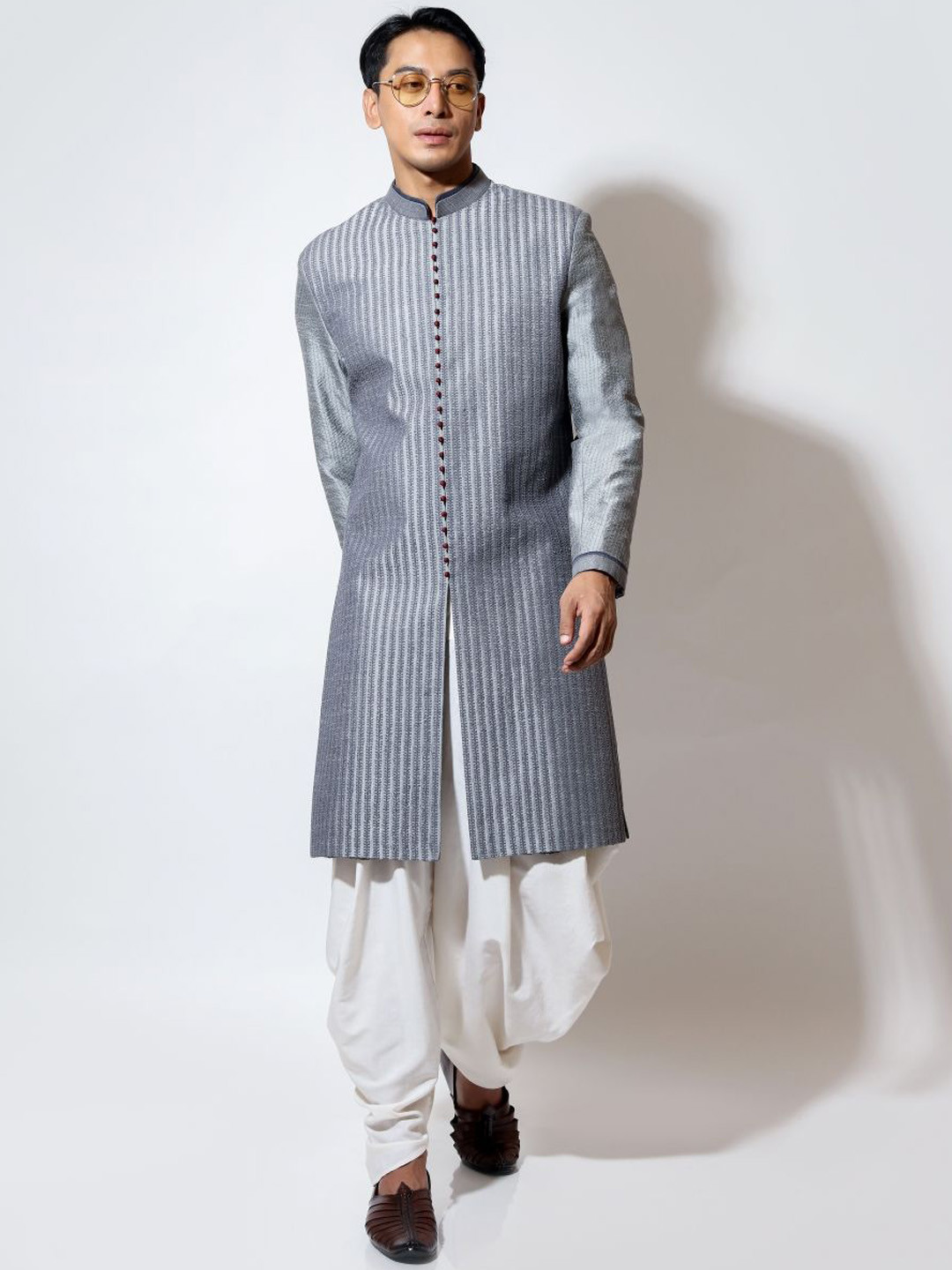 VIVEK  KARUNAKARAN Self Design Sherwani Set
