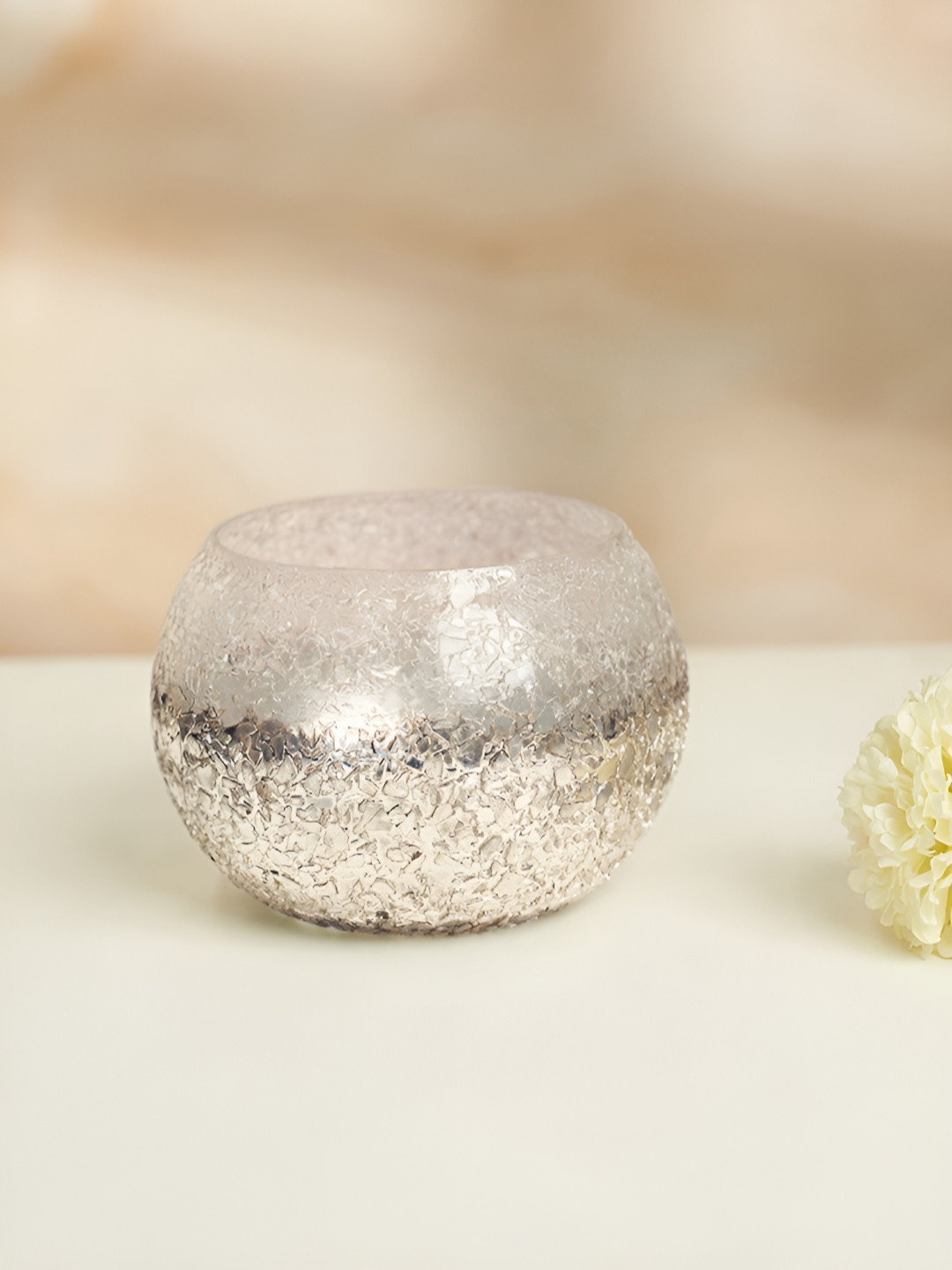 Living scapes by Pantaloons Silver-Toned Textured Candle Holder