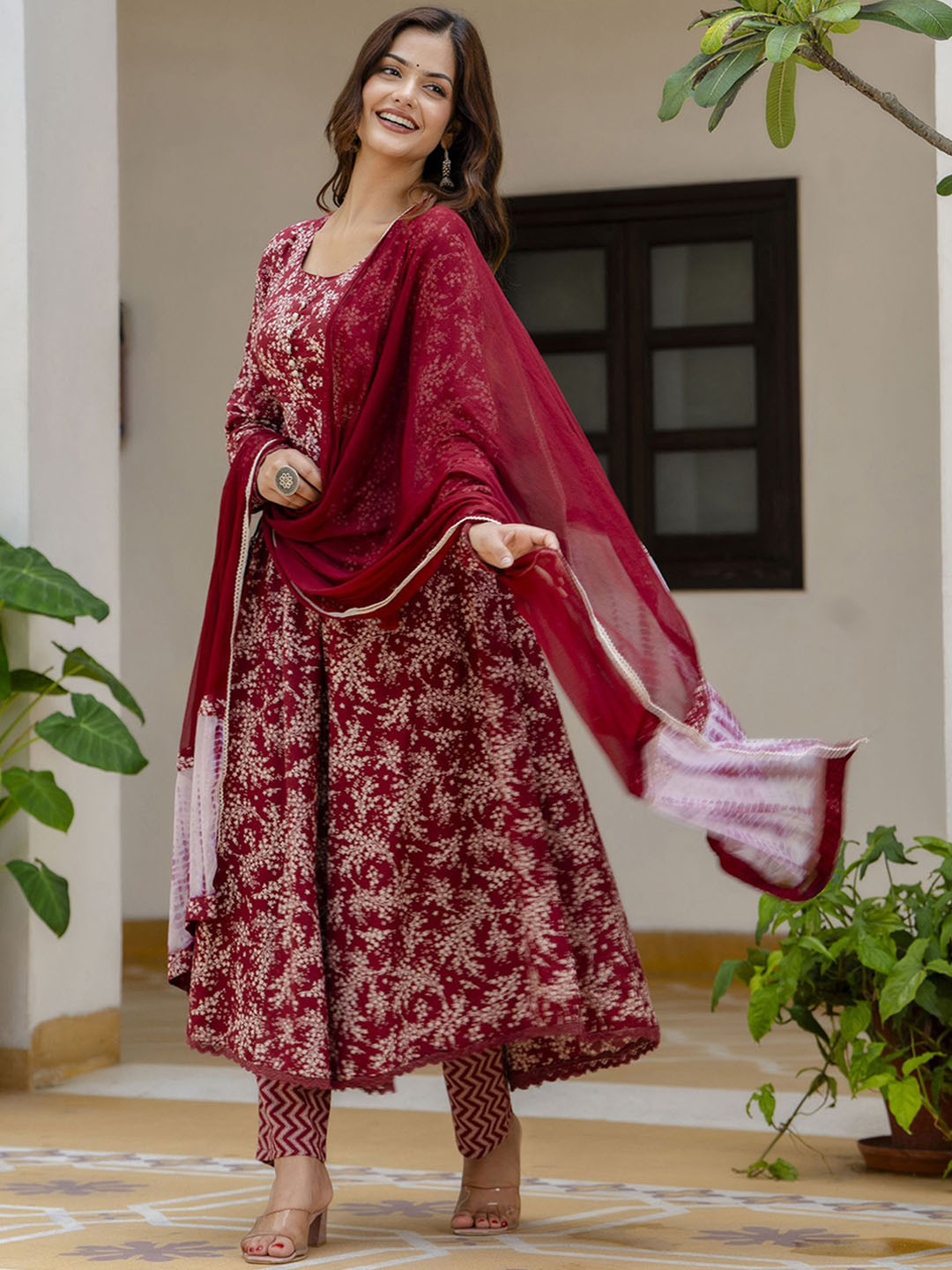Anouk Red Floral Printed Empire Pure Cotton Anarkali Kurta With Pyjamas & Dupatta