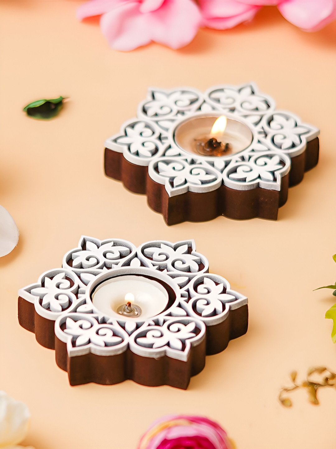 eCraftIndia Brown & White 2 Pieces Textured Wooden Decorative Tea Light Candle Holders