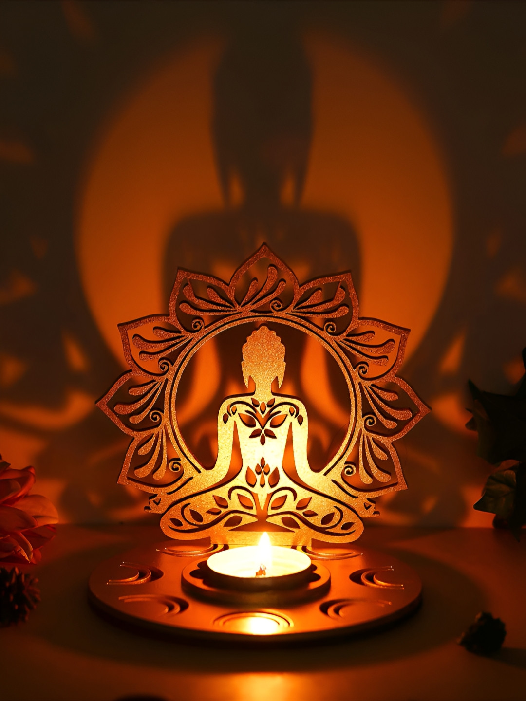 eCraftIndia Gold-Toned & Red Wooden Tea Light Candle Holder