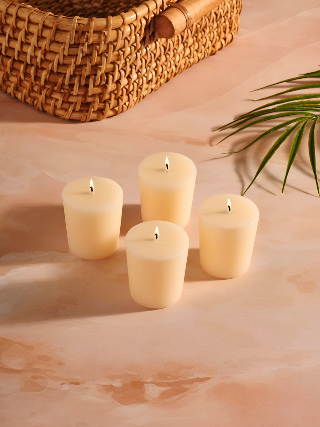 Living scapes by Pantaloons 4Pcs 1 Wick Scented Solid Geometric Regular Pillar Candles