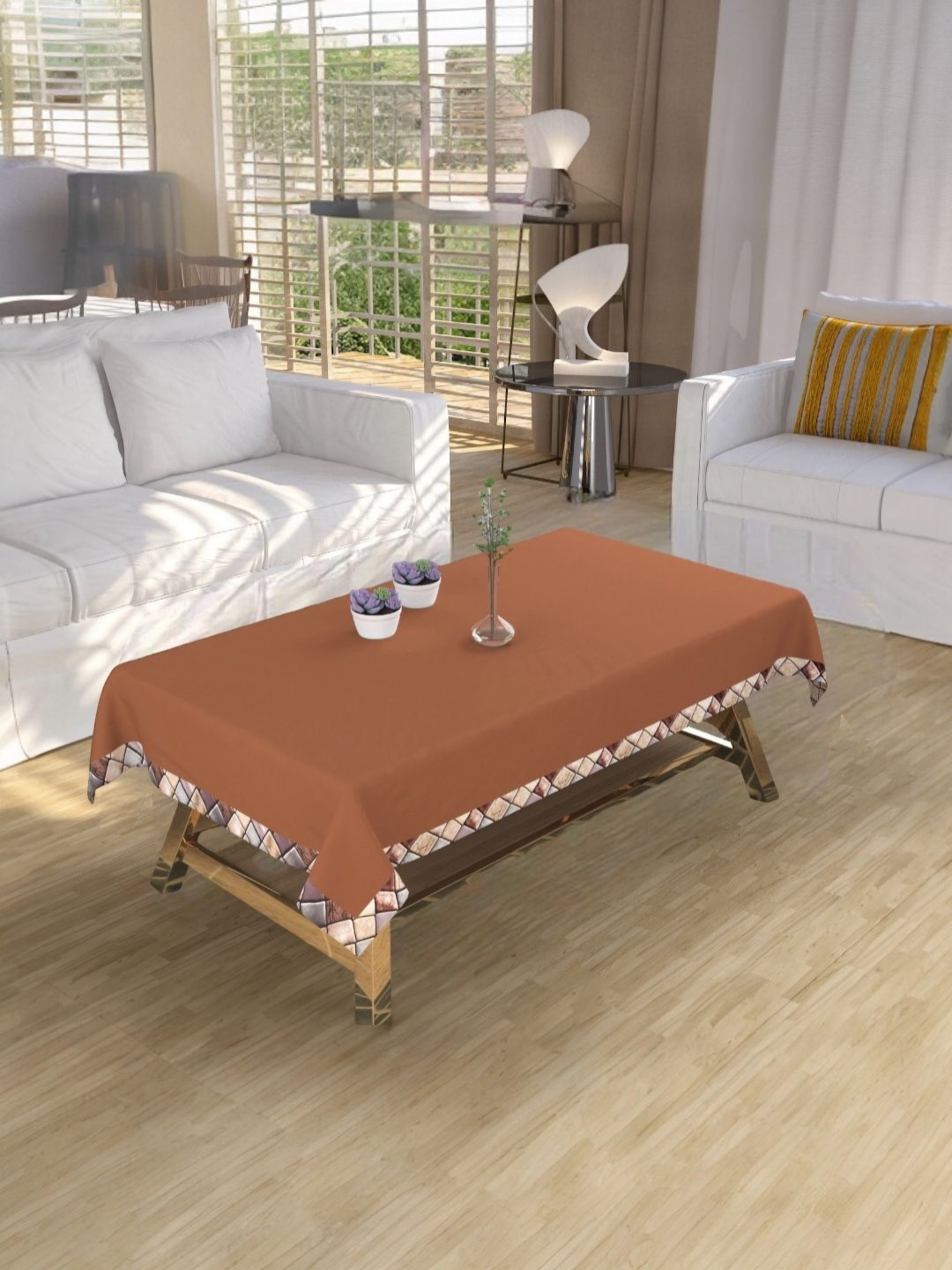 BIGGER FISH Brown 4-Seater Velvet Table Cover