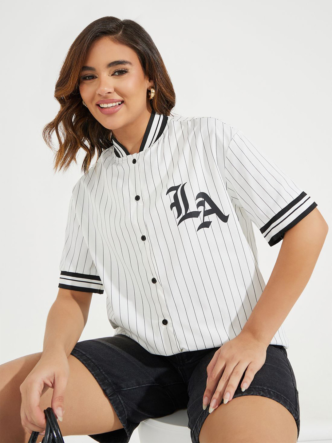 Women Graphic Print Oversized Longline Short Sleeves Shirt with Rib Collar Detail