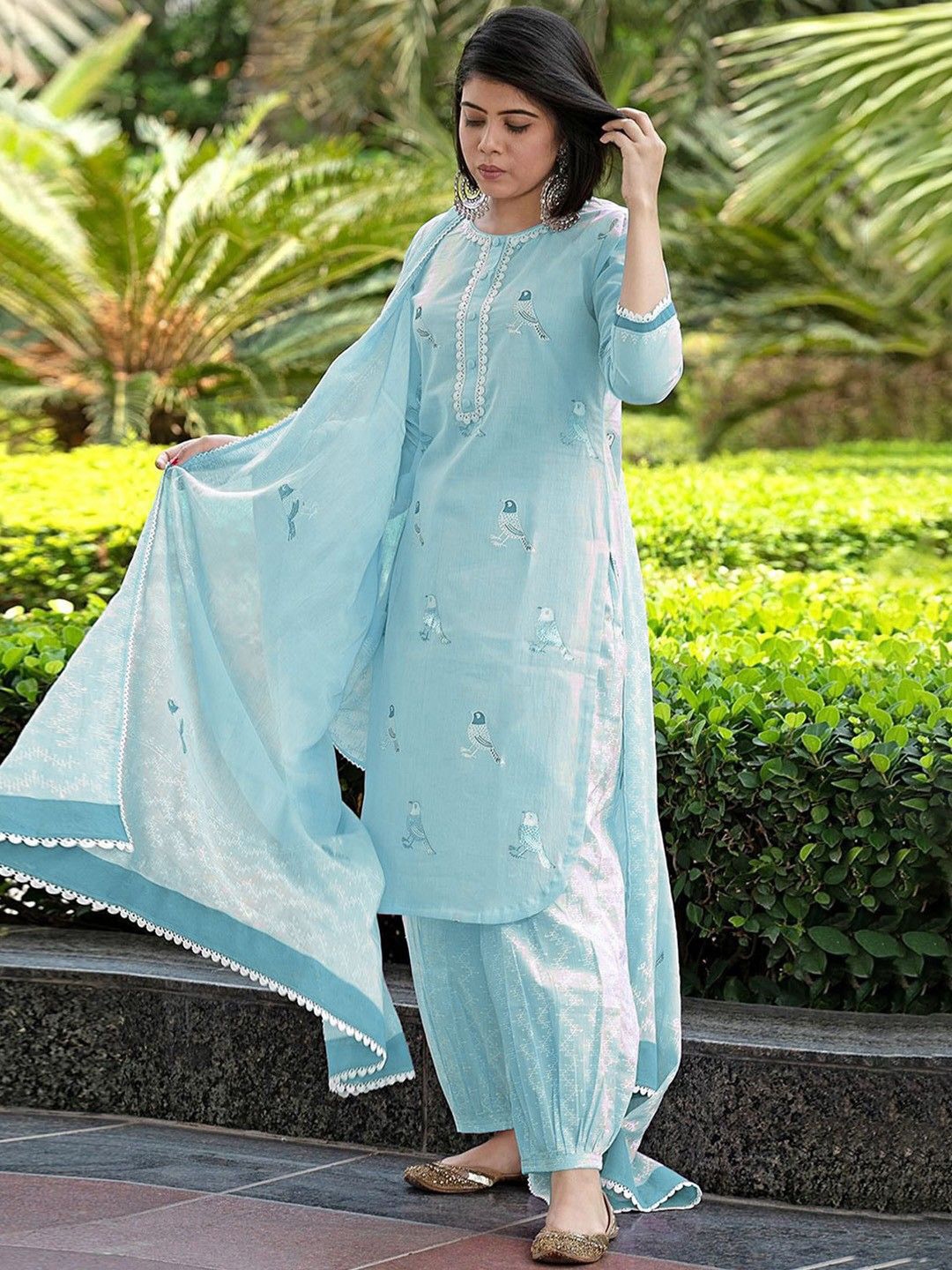 GoSriKi Women Ethnic Motifs Embroidered Regular Kurta With Salwar & With Dupatta - Kurta Sets for Women 30726478 | Myntra