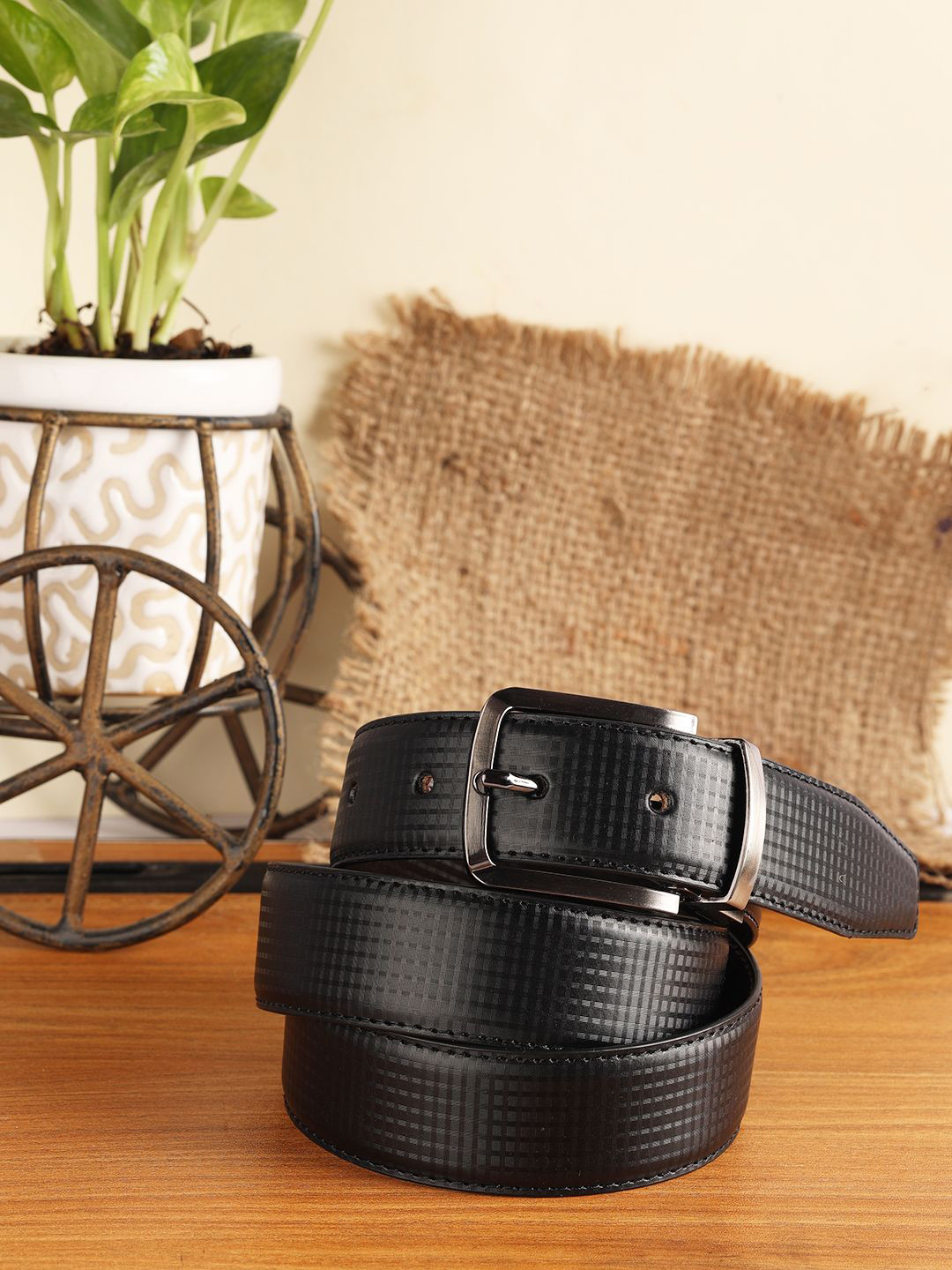 SAZARA Men Textured Leather Reversible Belt