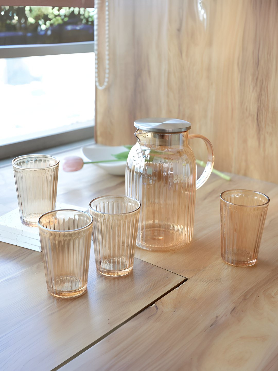 UMAI Brown & Silver-Toned 5 Pieces Borrosilicate Glass Water Jugs With Glasses