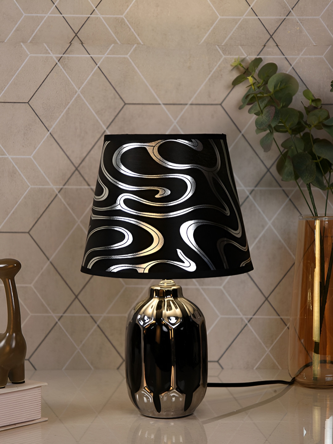 TAYHAA Black & Silver Toned Textured Ceramic Contemporary Frustum Shaped Table Lamp