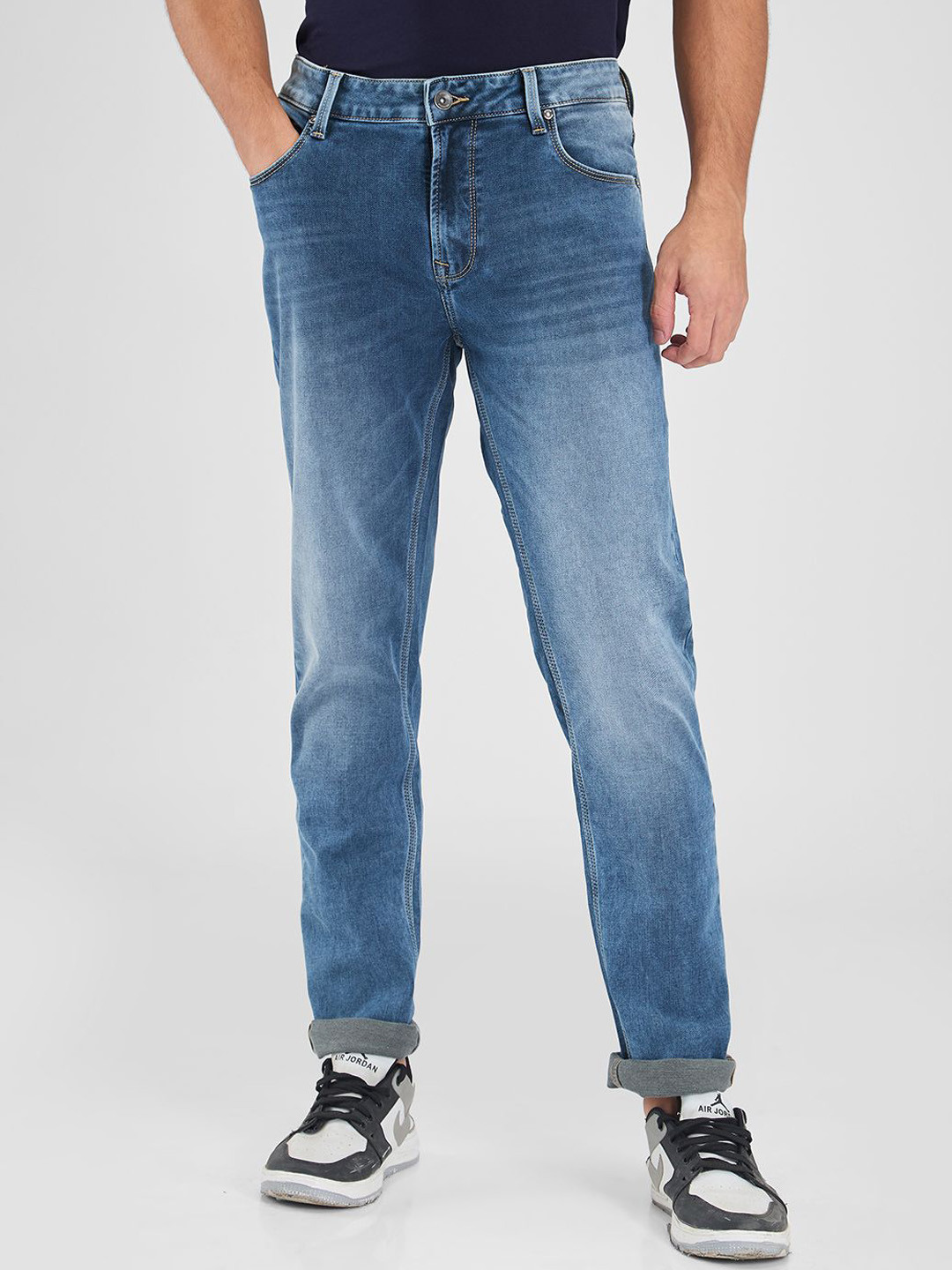 SPYKAR Men Rover Fit, Mid Rise Regular Fit Light Fade Stretchable Jeans