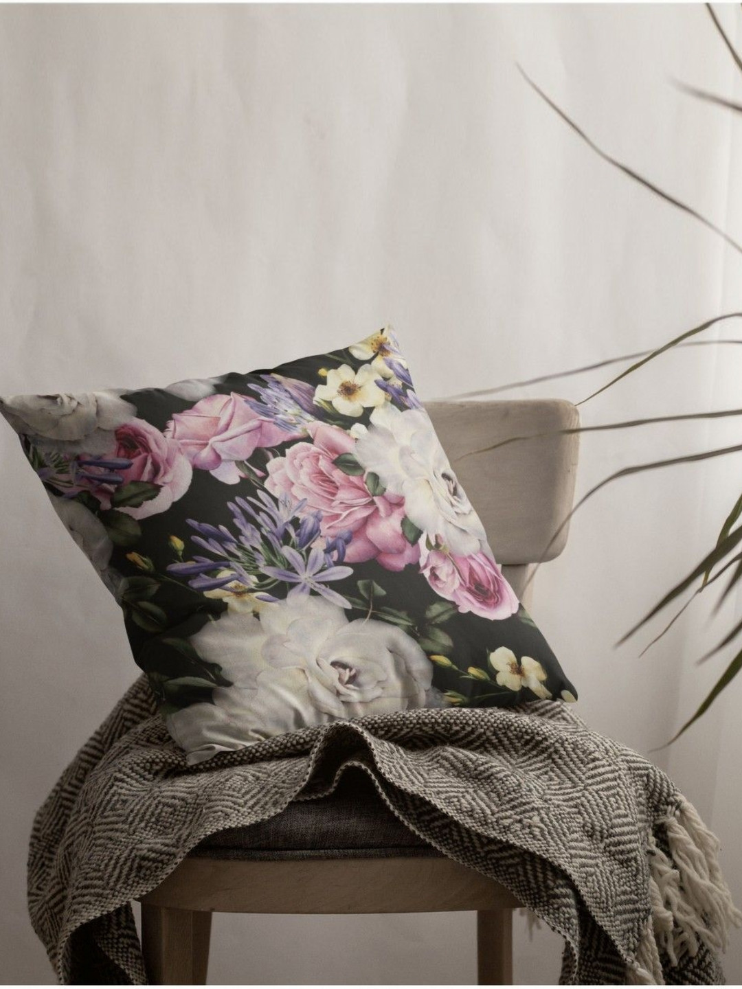 THEYAYACAFE Black Floral Velvet Durable Square Cushion Covers - 12 x 12 In