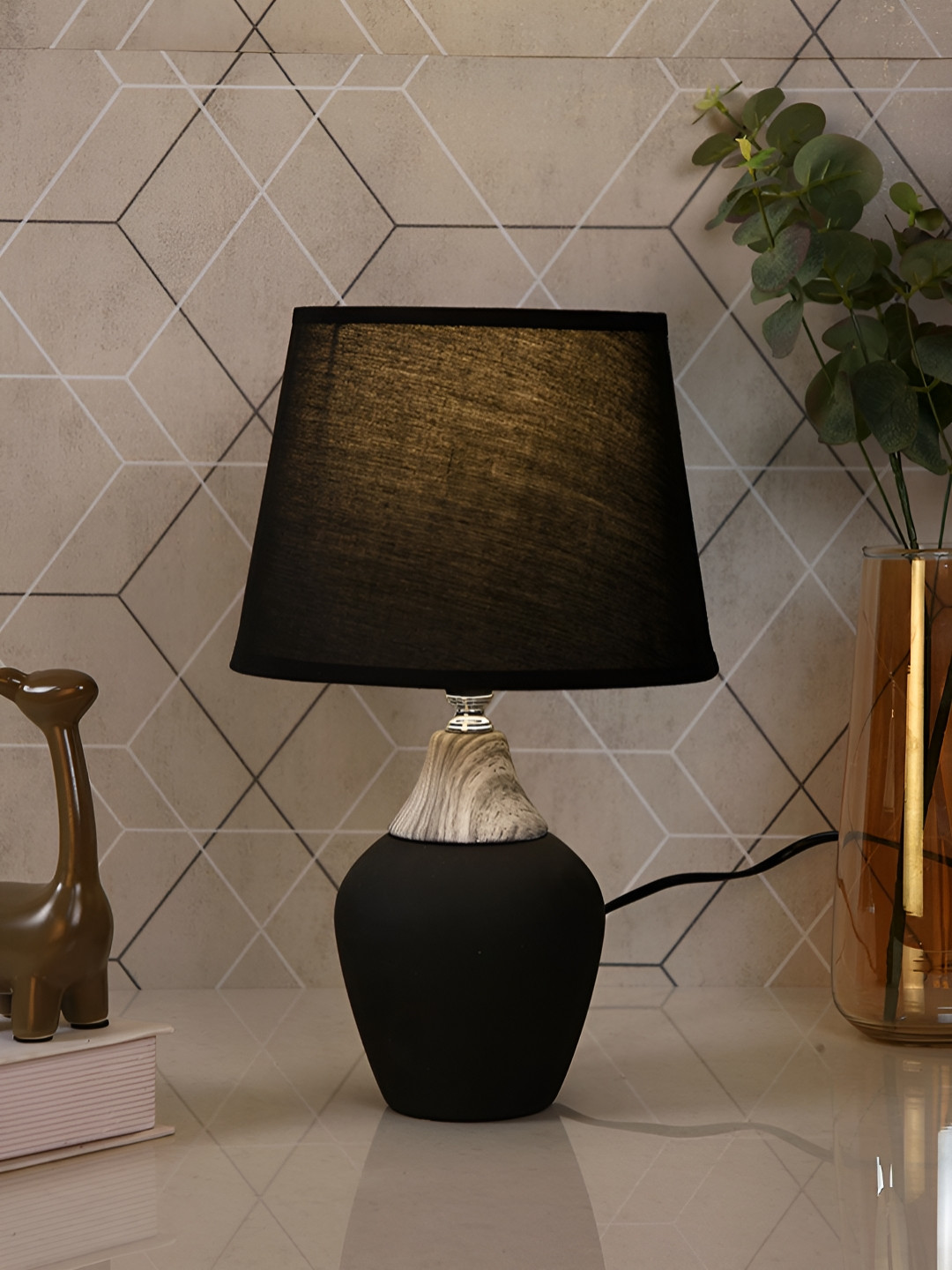 TAYHAA Black Ceramic Contemporary Frusturical Shaped Table Lamp