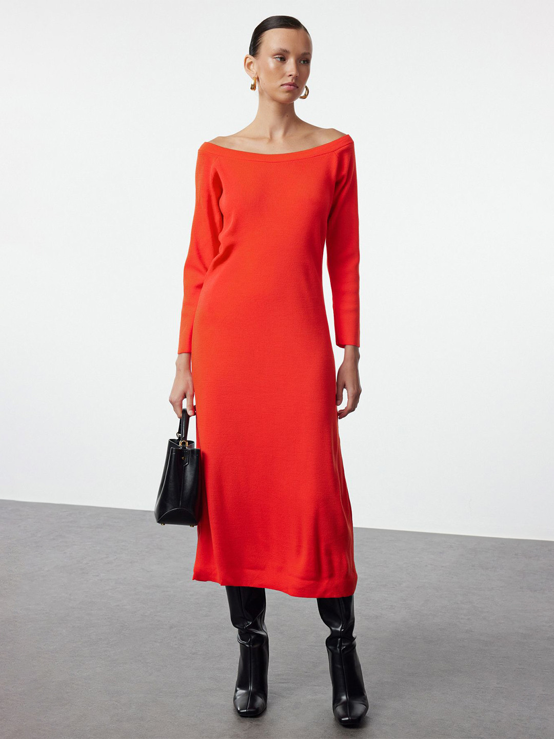 Trendyol Solid Boat Neck Ready to Wear A-Line Midi Dress