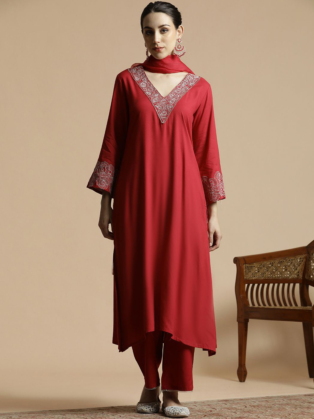 Anouk Red Floral Embroidered V-Neck High-Low Straight Kurta with Trousers & Dupatta