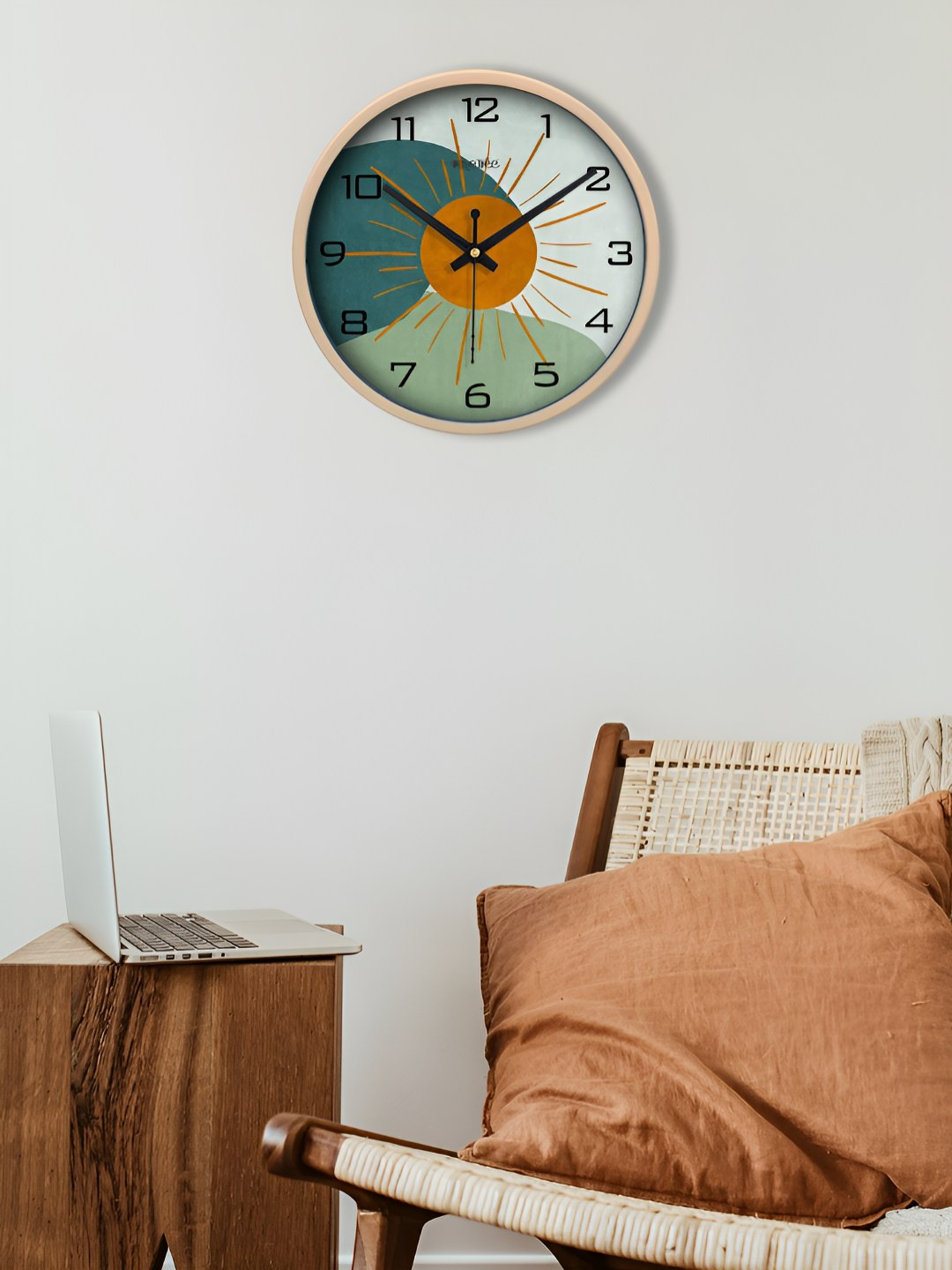 OLIVE TREE Peach-Coloured & Black Printed Contemporary Round Shaped Analogue Table Clock