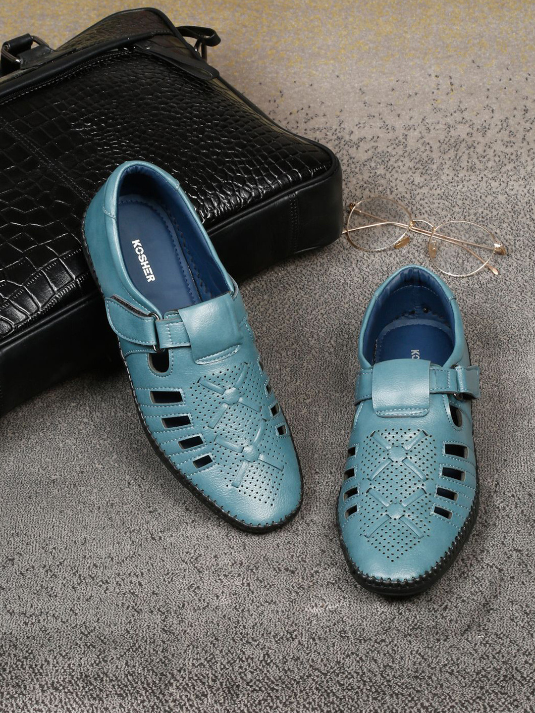 Kosher Men Shoe-Style Sandals