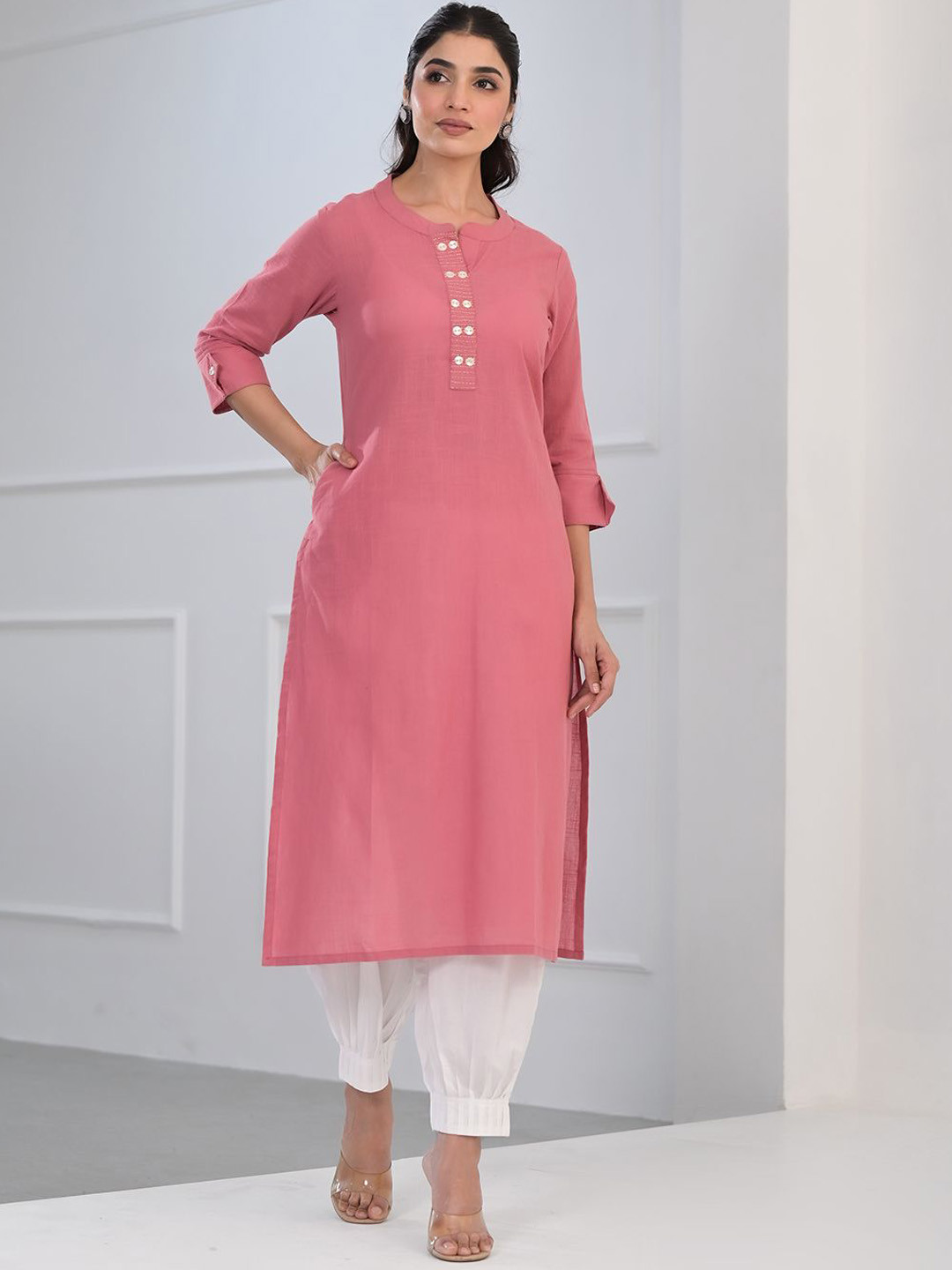 ARAVALII Roll-Up Sleeves Cotton Straight Kurta