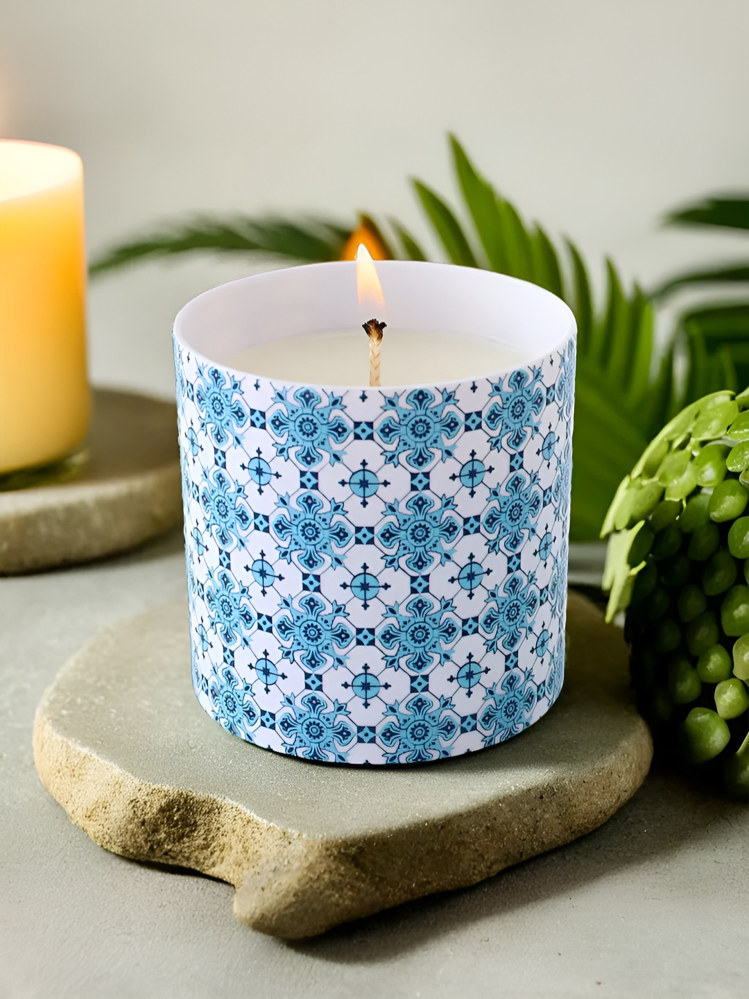 Ekhasa Scented 1 Wick Wooden Phantom Ethnic Motifs Geometric Regular Jar Candles