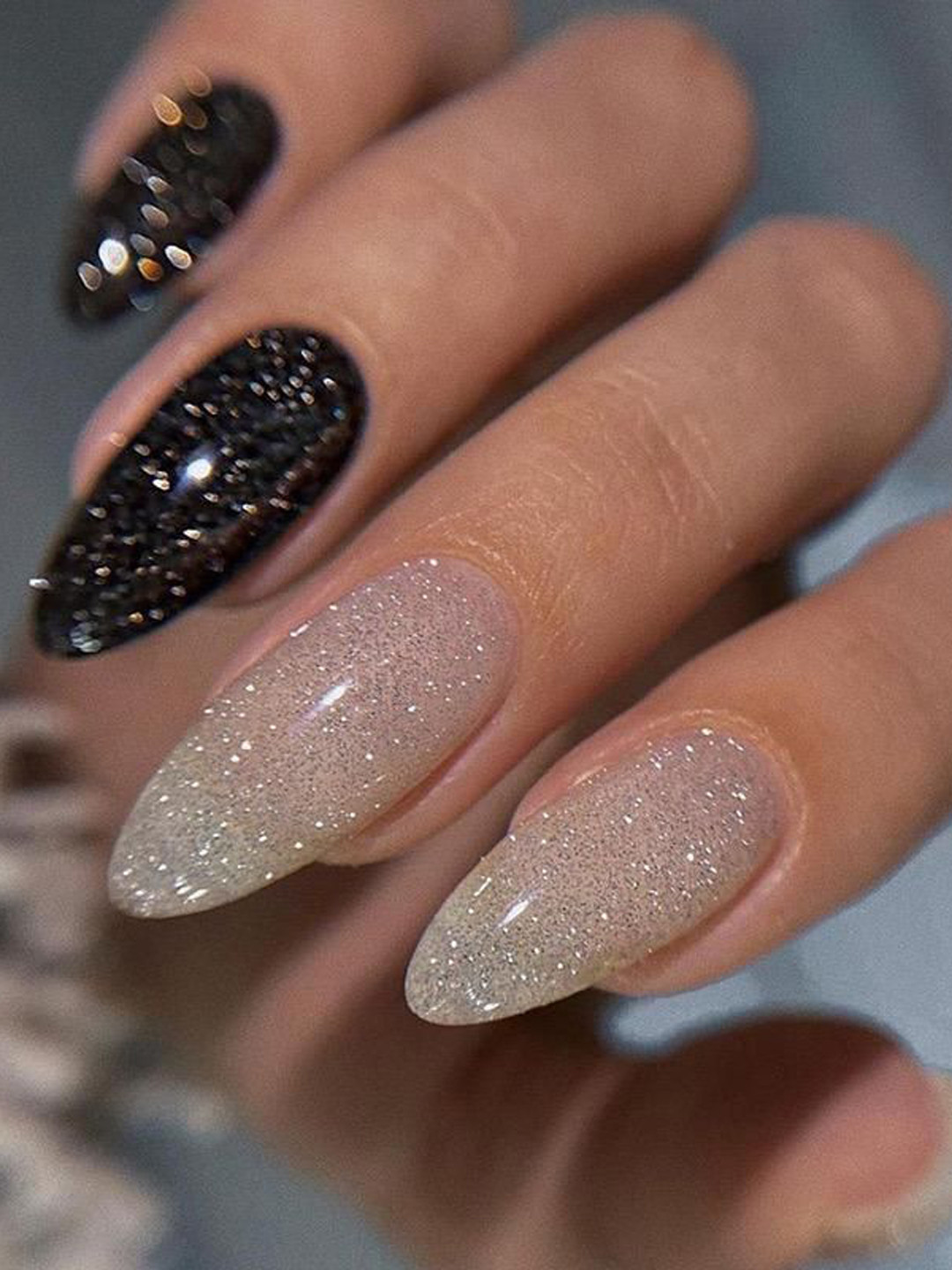 The Pink Truck Set of 24 Artificial Reusable Nails With Shimmer Design