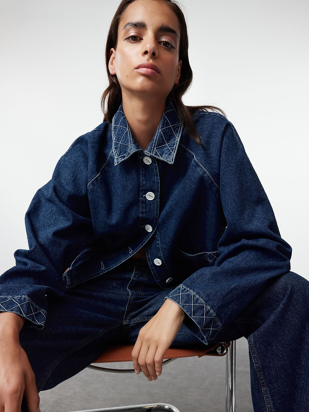 Trendyol Spread Collar Button Closure Washed Pure Cotton Crop Denim Jacket