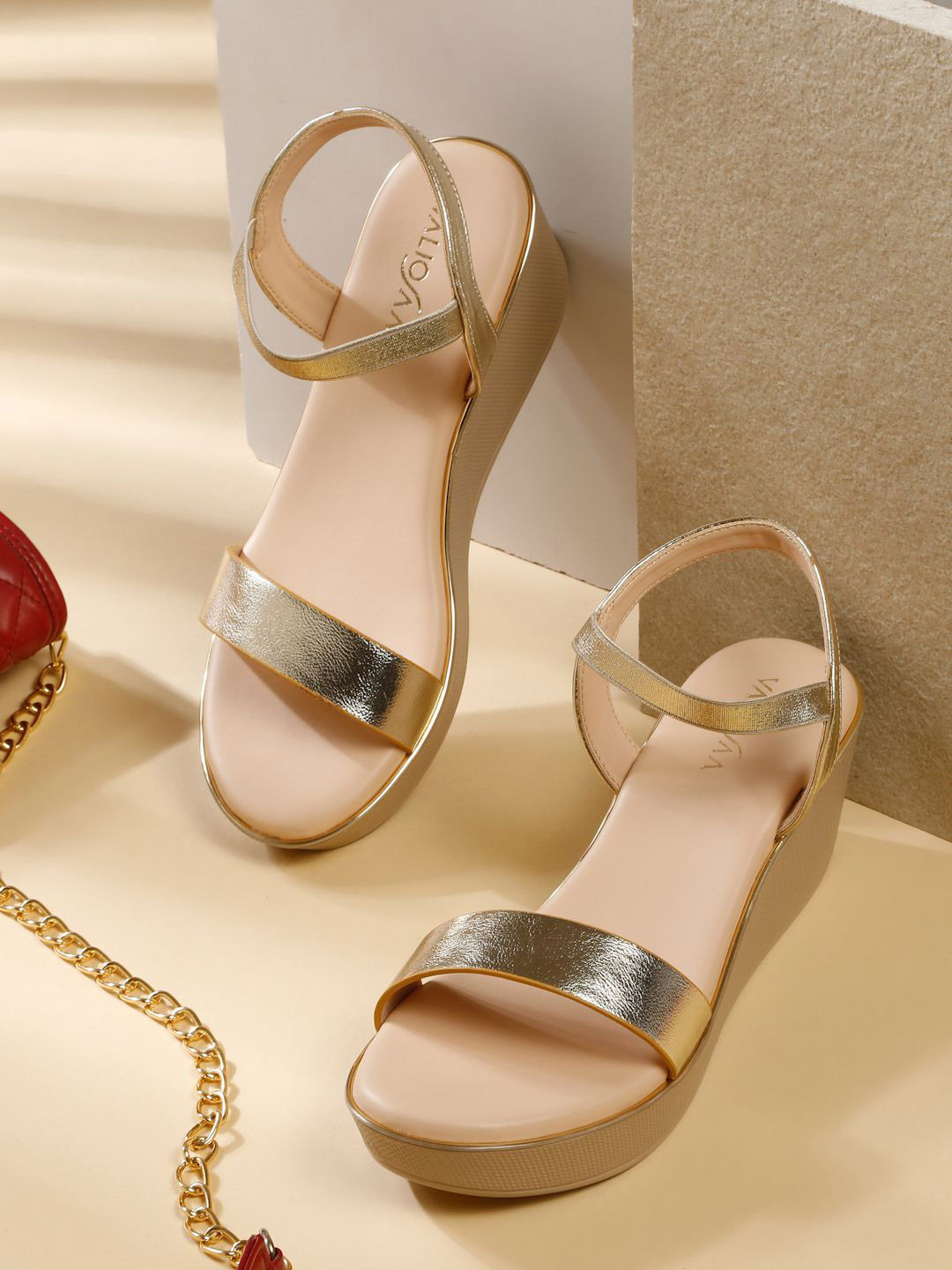 VALIOSAA Backstrap Wedge Sandals