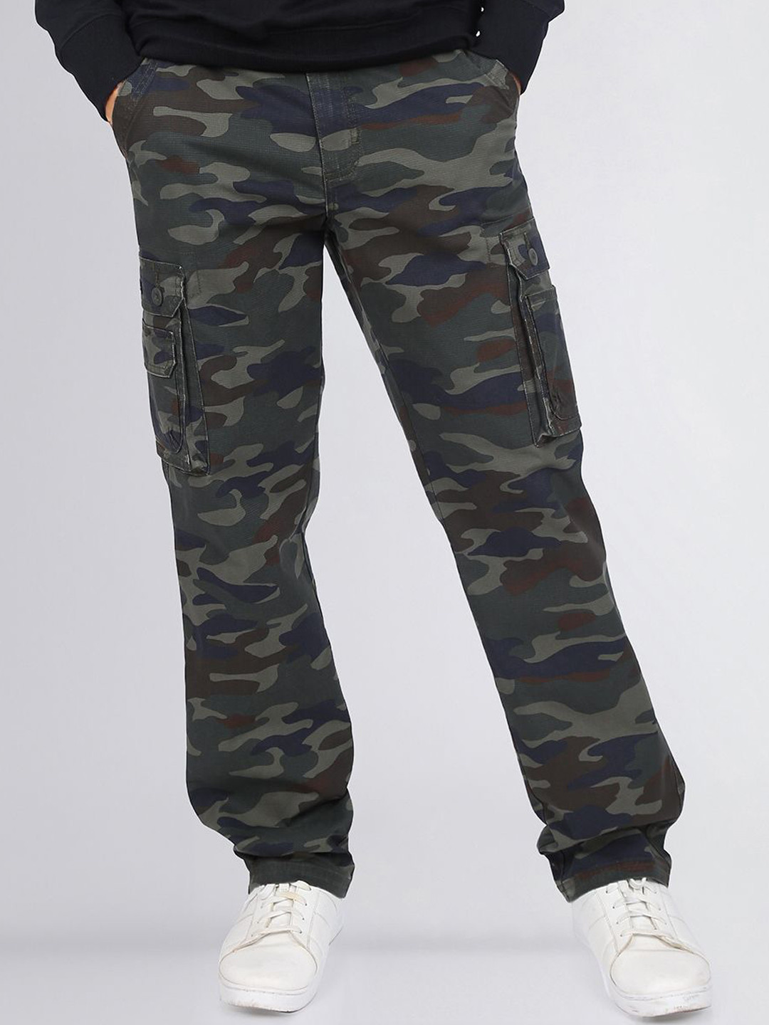 Lee Men Camouflage Relaxed Mid-Rise Cargos Trousers
