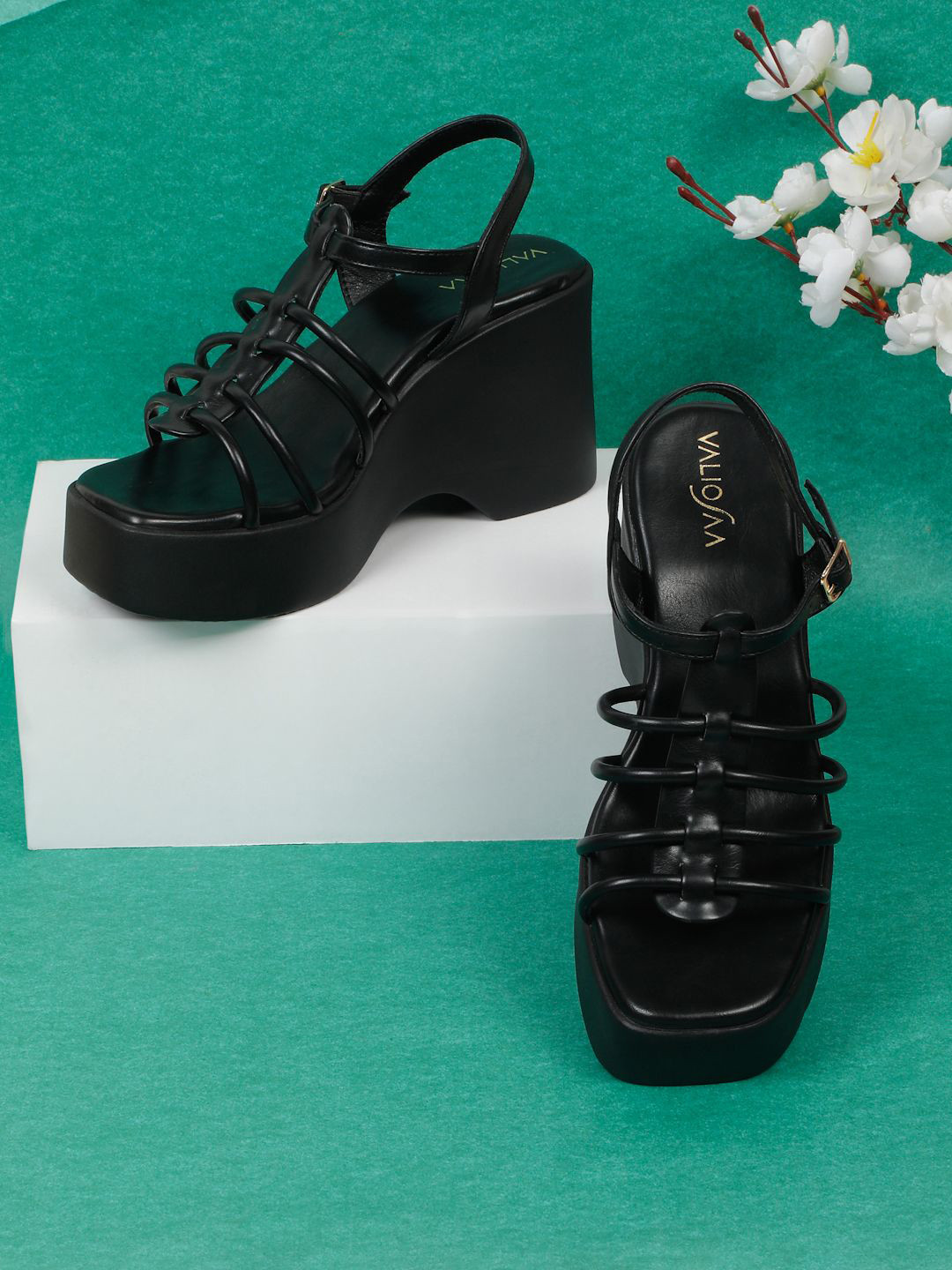 VALIOSAA Wedge Gladiators