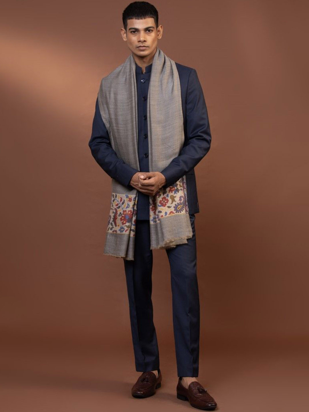 MODARTA Floral Printed Taping Border Woolen Shawl