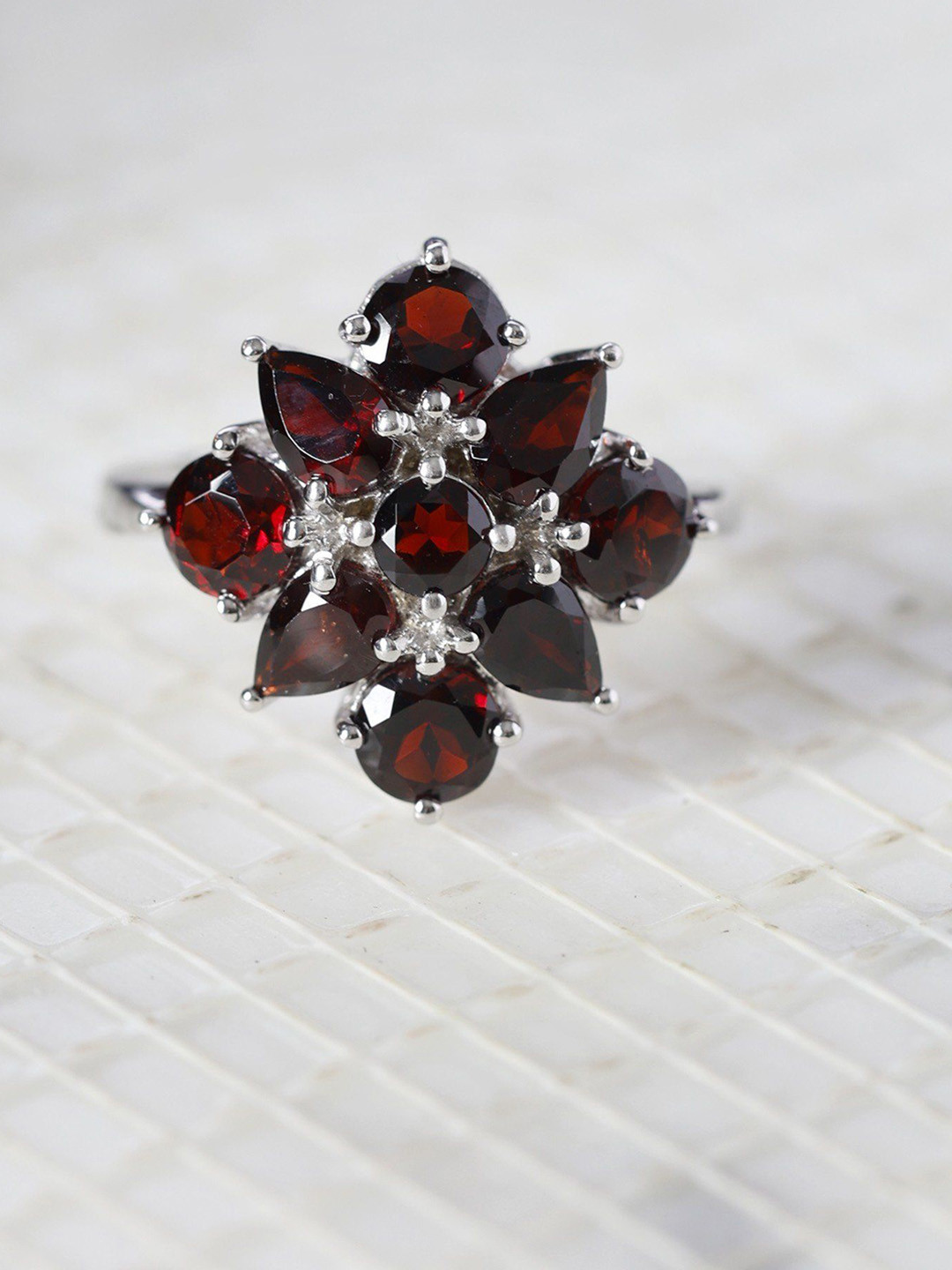 Exotic India Faceted Garnet Stone Sterling Silver Designer Ring