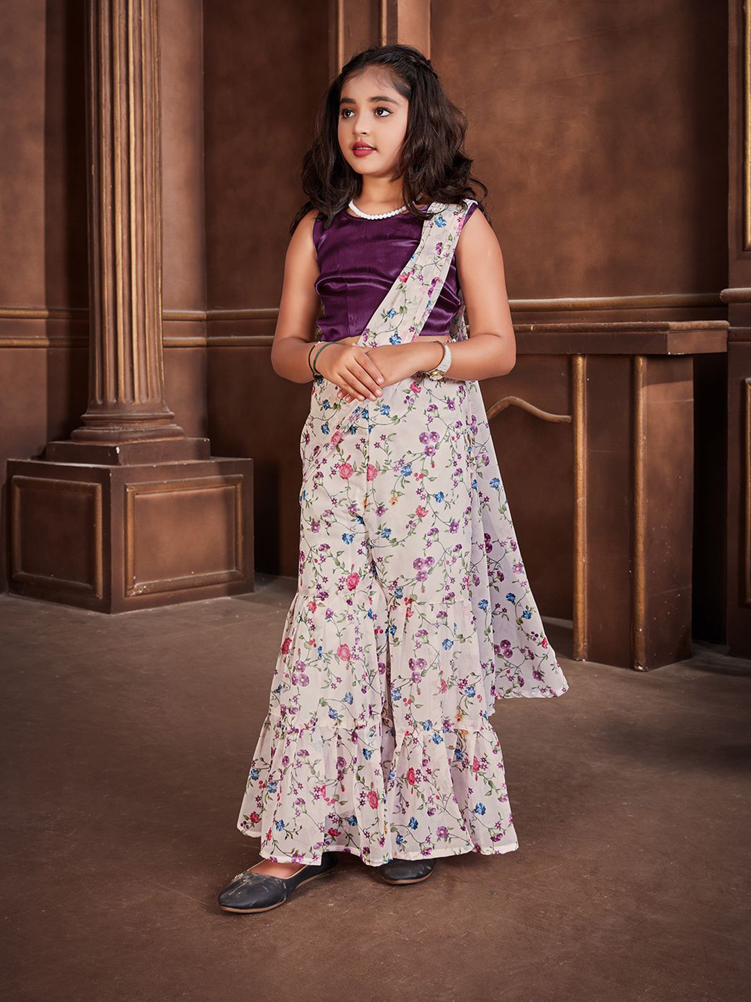LOOKS AND LIKES Girls Floral Printed Pure Georgette Ready to Wear Sharara Saree