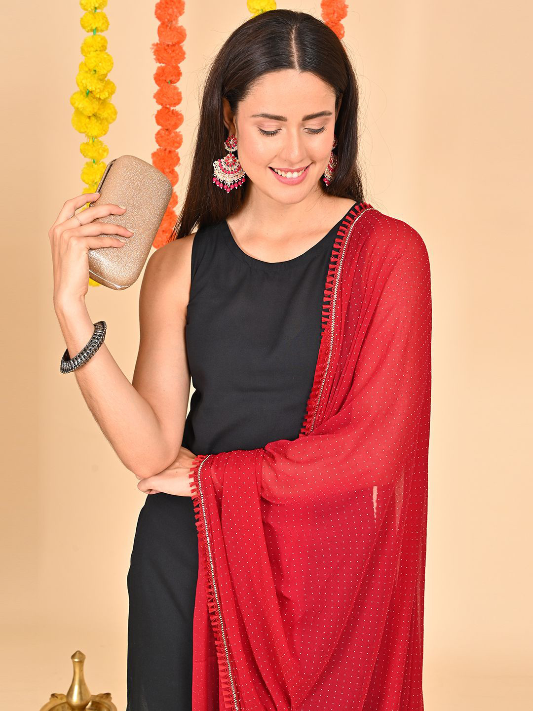 HELLA FASHIONS Polka Dot Printed Chiffon Dupatta