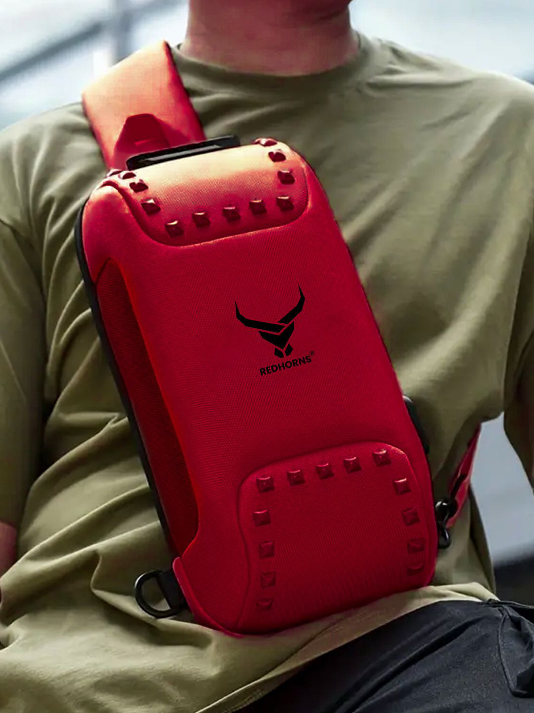 REDHORNS Unisex Backpack with USB Charging Port