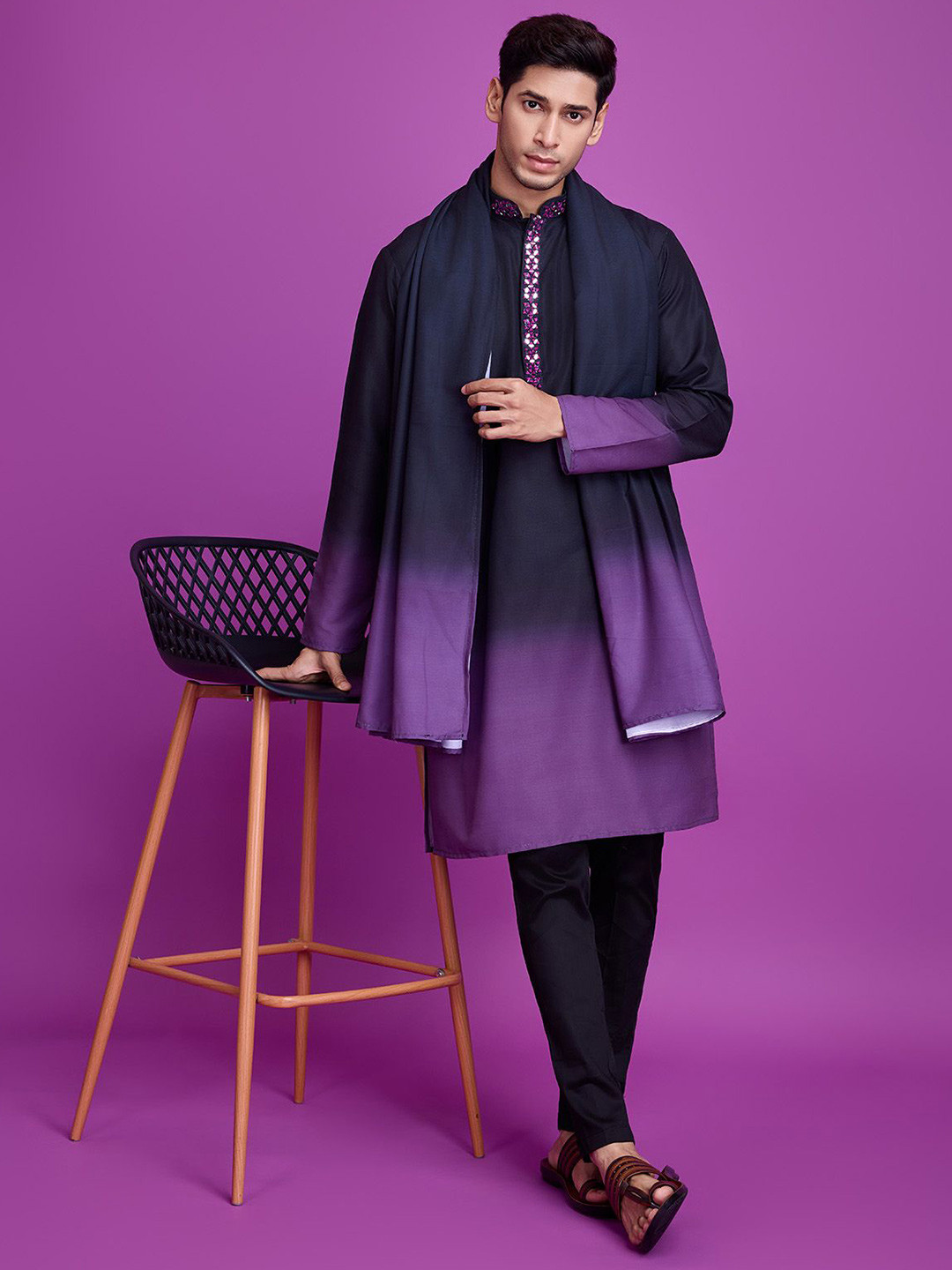 ODETTE Omre Printed Mandarin Collar Straight Kurta