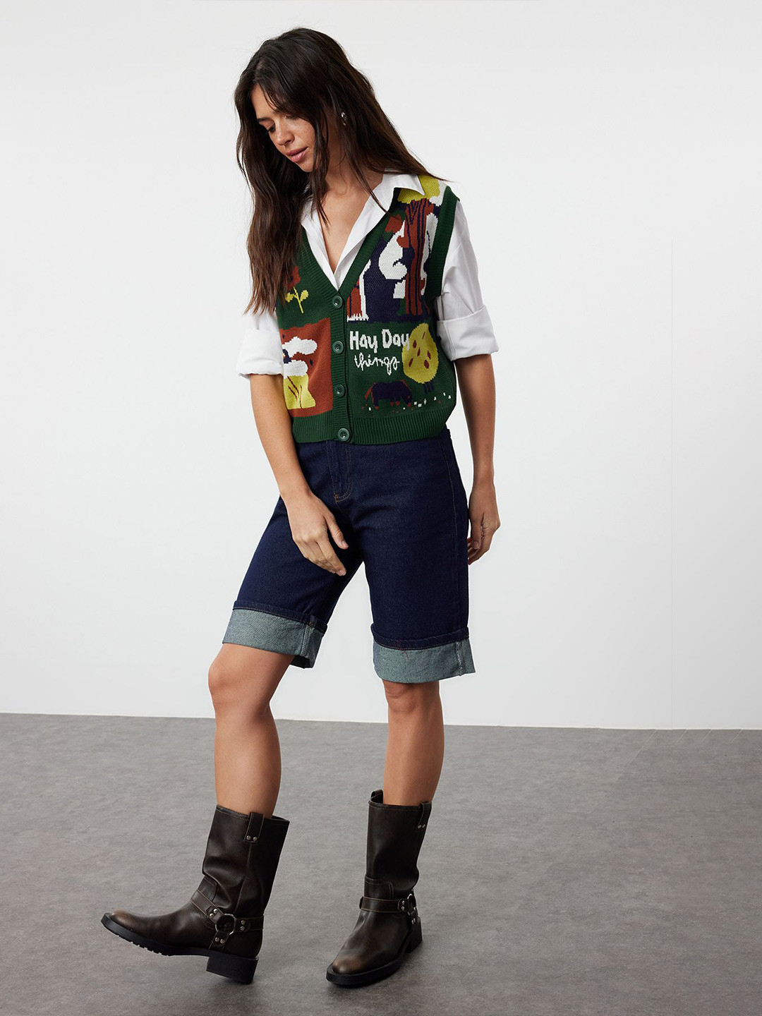 Trendyol Women Animal Crop Cardigan