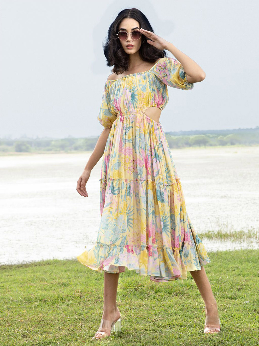 HOUSE OF SOI Puff Sleeve Cut Out A-line Floral Midi Dress