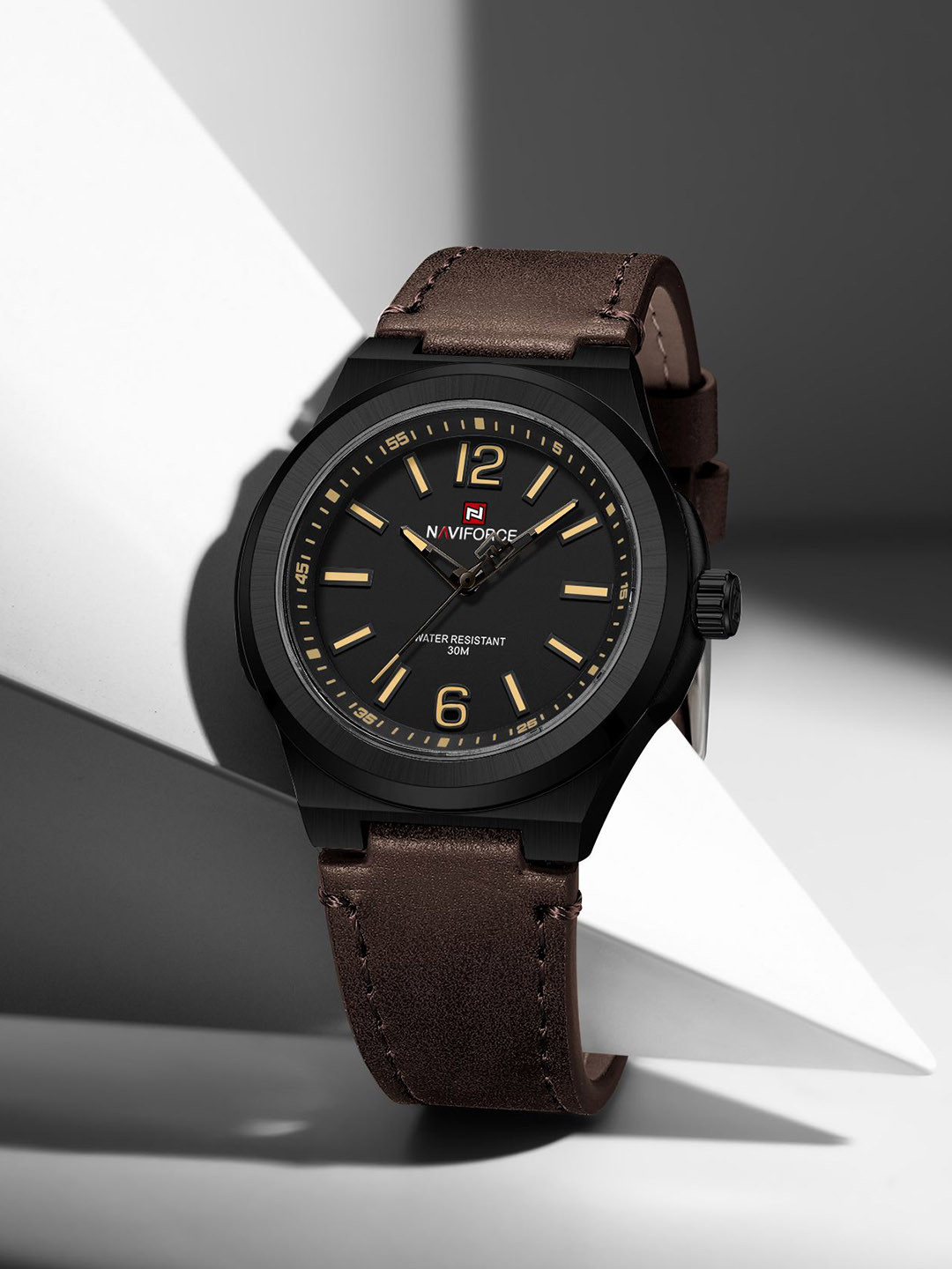 Naviforce Men Brass Dial & Leather Straps Analogue Watch NF9233 BYDBN