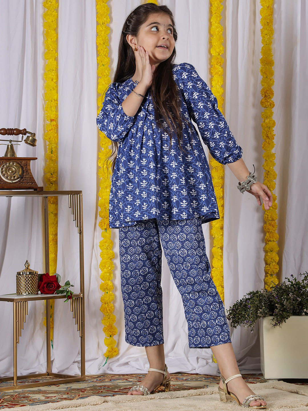 NEUDIS Girls Ethnic Motifs Printed Pleated Pure Cotton A Line Kurta with Trousers