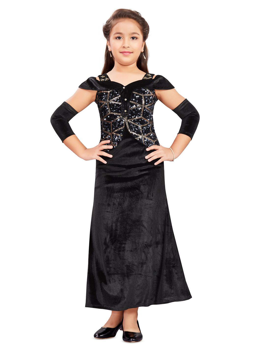 Lei-Chie Cold-Shoulder Sleeves Embellished Maxi Dress