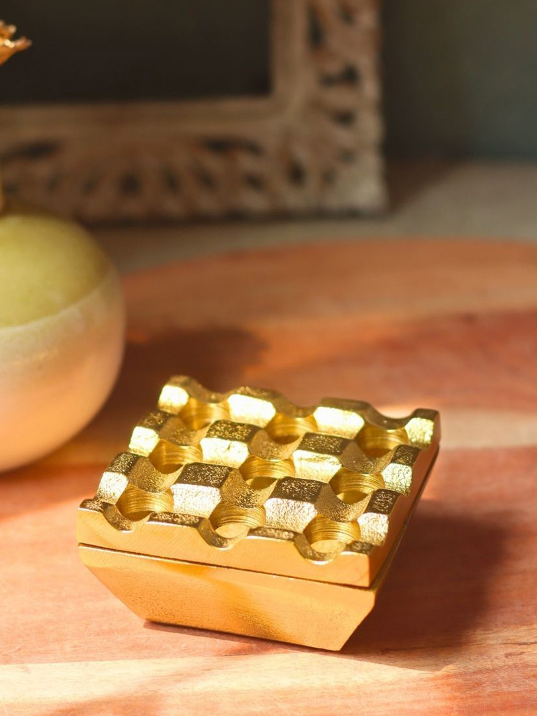 WEAVING HOMES Metal Ash Trays With Lid