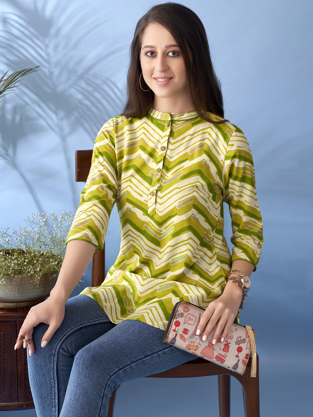 Anouk Chevron Printed Mandarin CollarShort Kurti