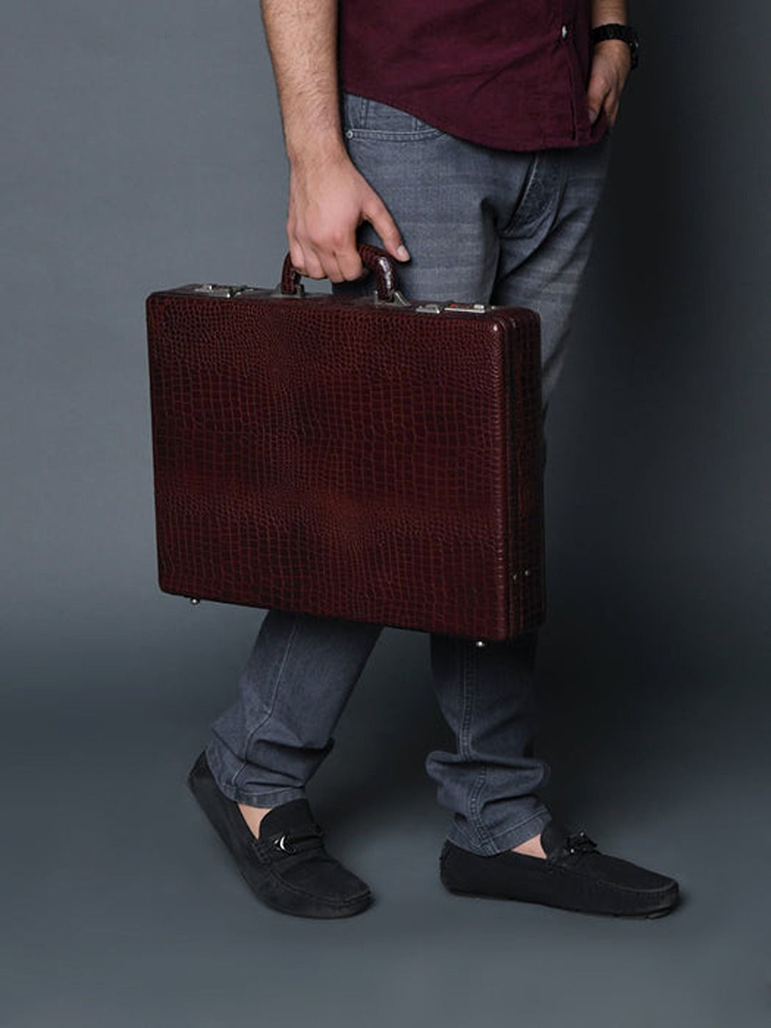 MaheTri Executive Croc Textured Leather Laptop Briefcase