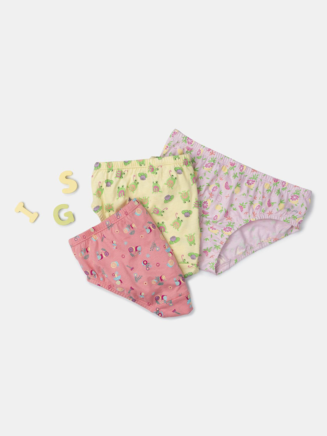 Jockey Girls Pack of 3 Super Combed Cotton Panty with Ultrasoft Waistband-SG01