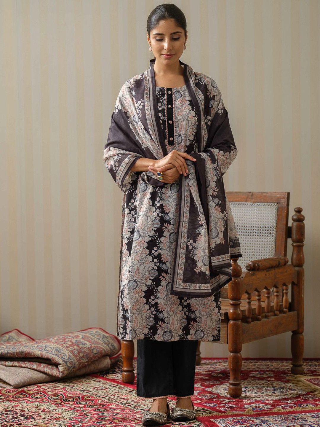 Ode by House of Pataudi Floral Printed Lace Inserts Kurta With Palazzos & Dupatta